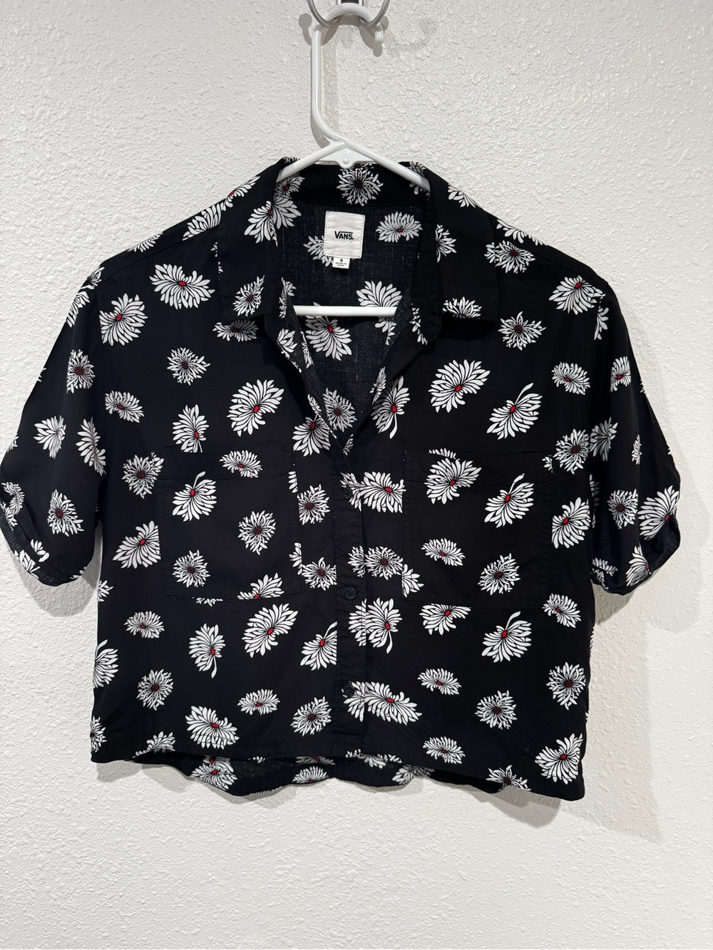 Vans Black Floral Button-Front Crop Top